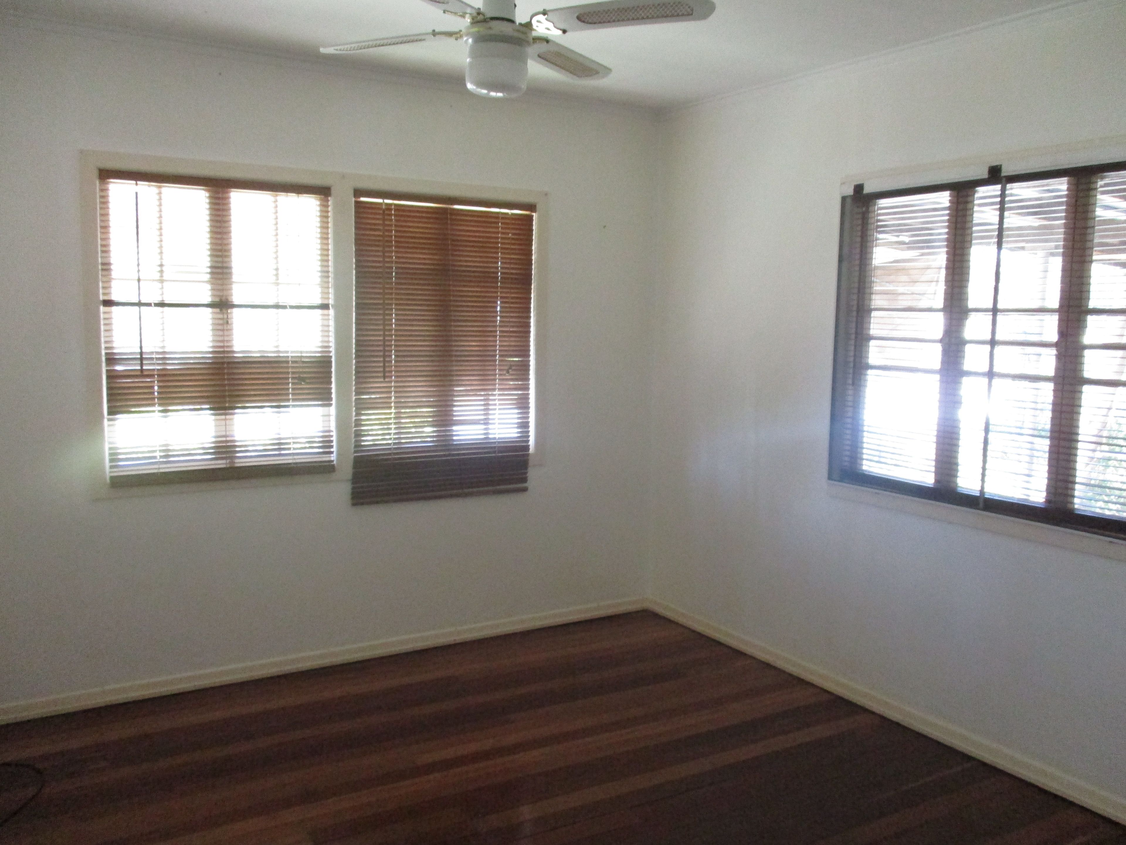 31 Seaview Parade, Deception Bay, QLD 4508