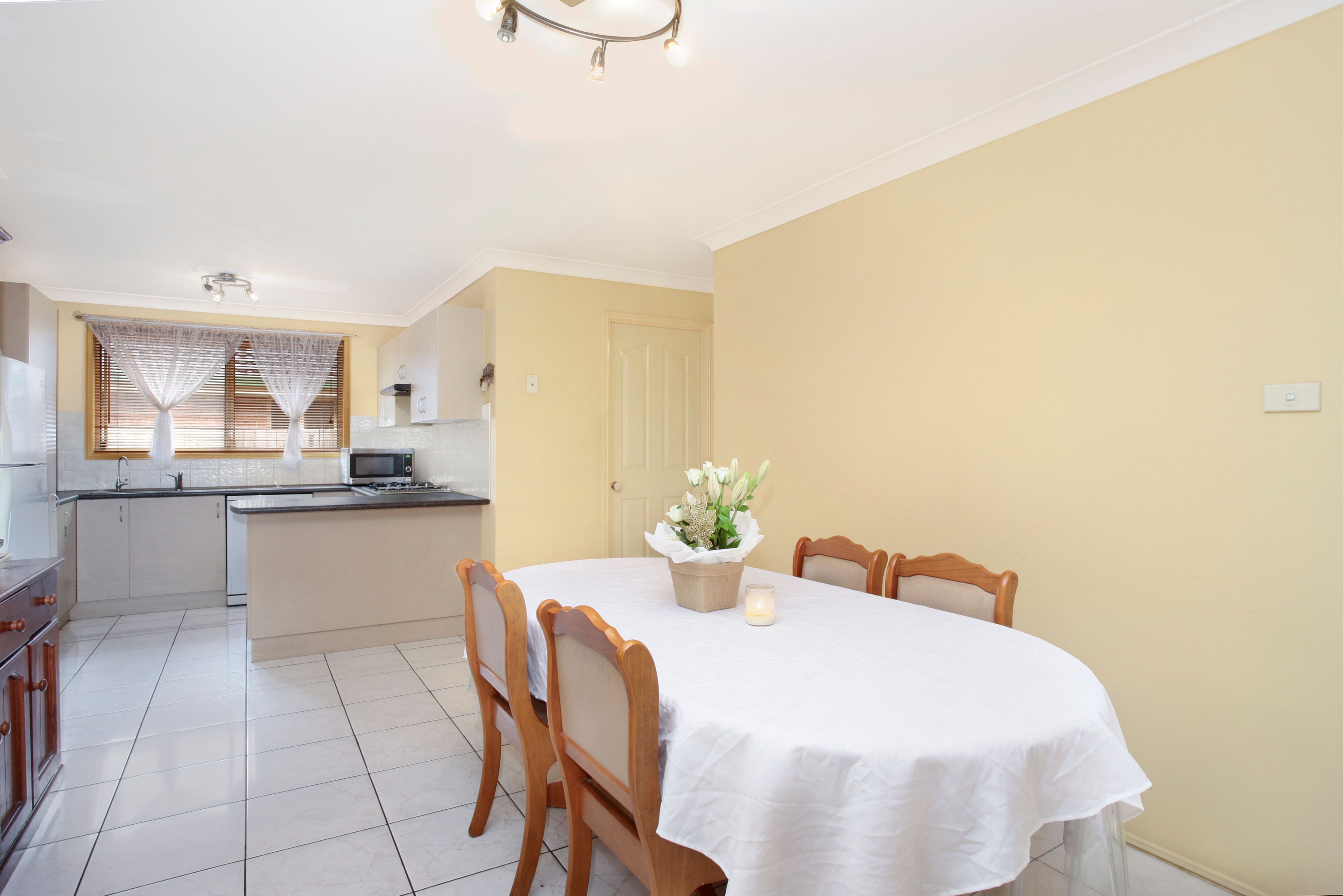 6 Minerva Place, Prestons, NSW 2170