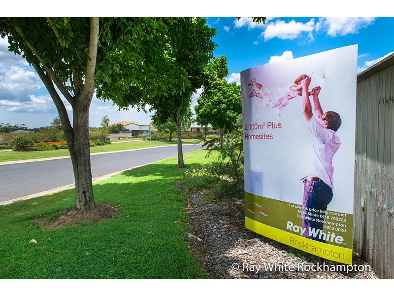 2 Peregrin Court, Parkhurst QLD 4702