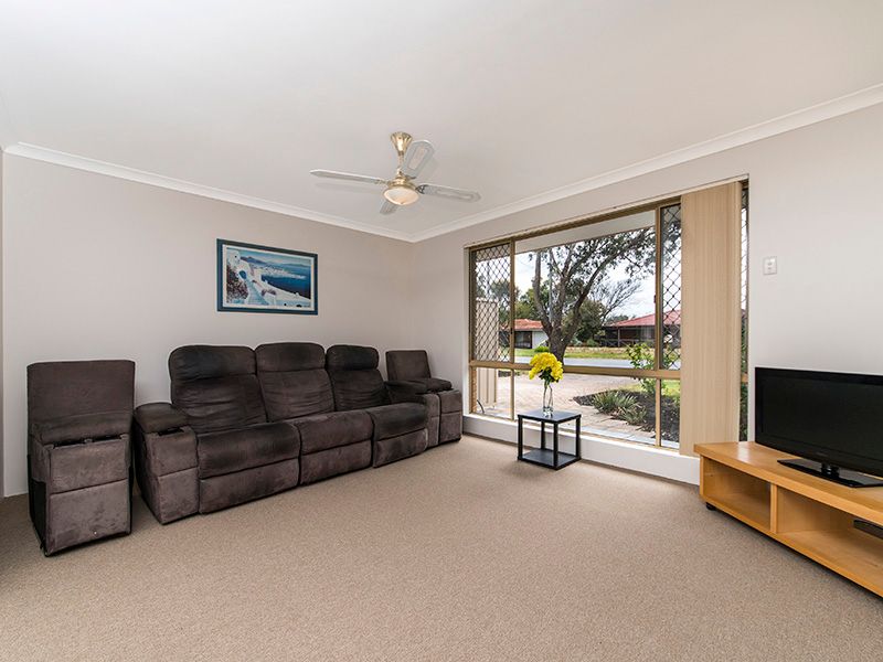 11 Norring Street, Cooloongup, WA 6168
