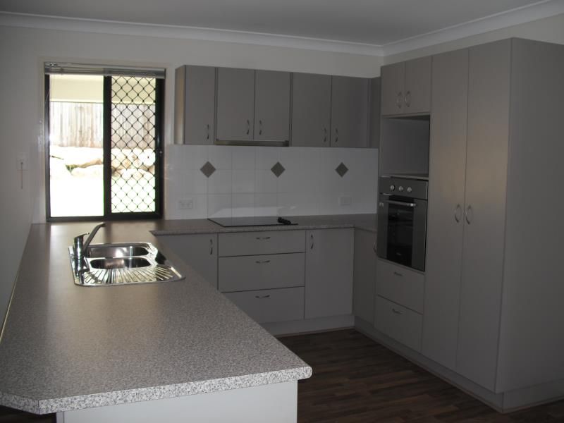 11 Freeman Street, Goodna, QLD 4300