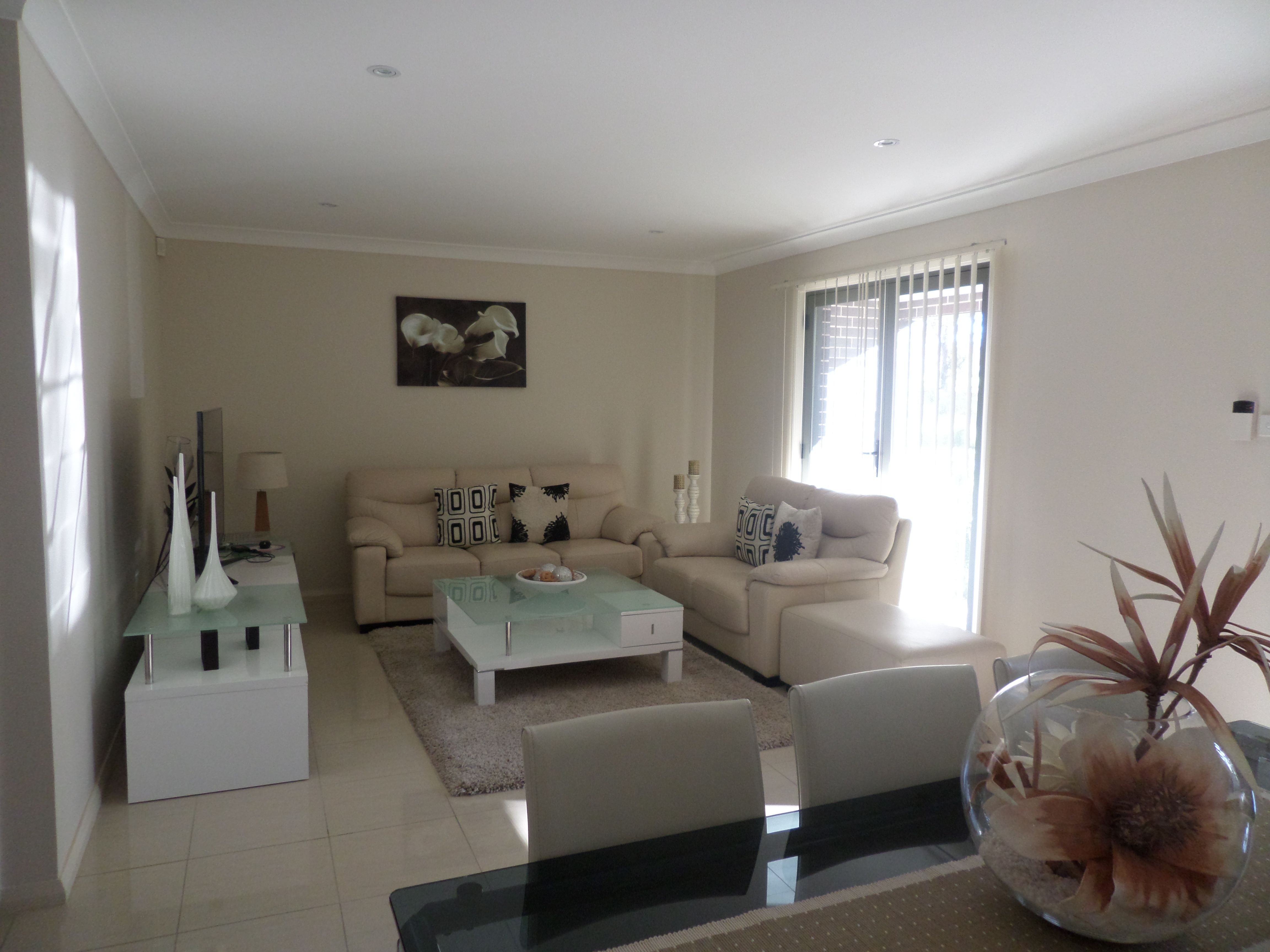 26 Onslow Gardens, Middleton Grange, NSW 2171