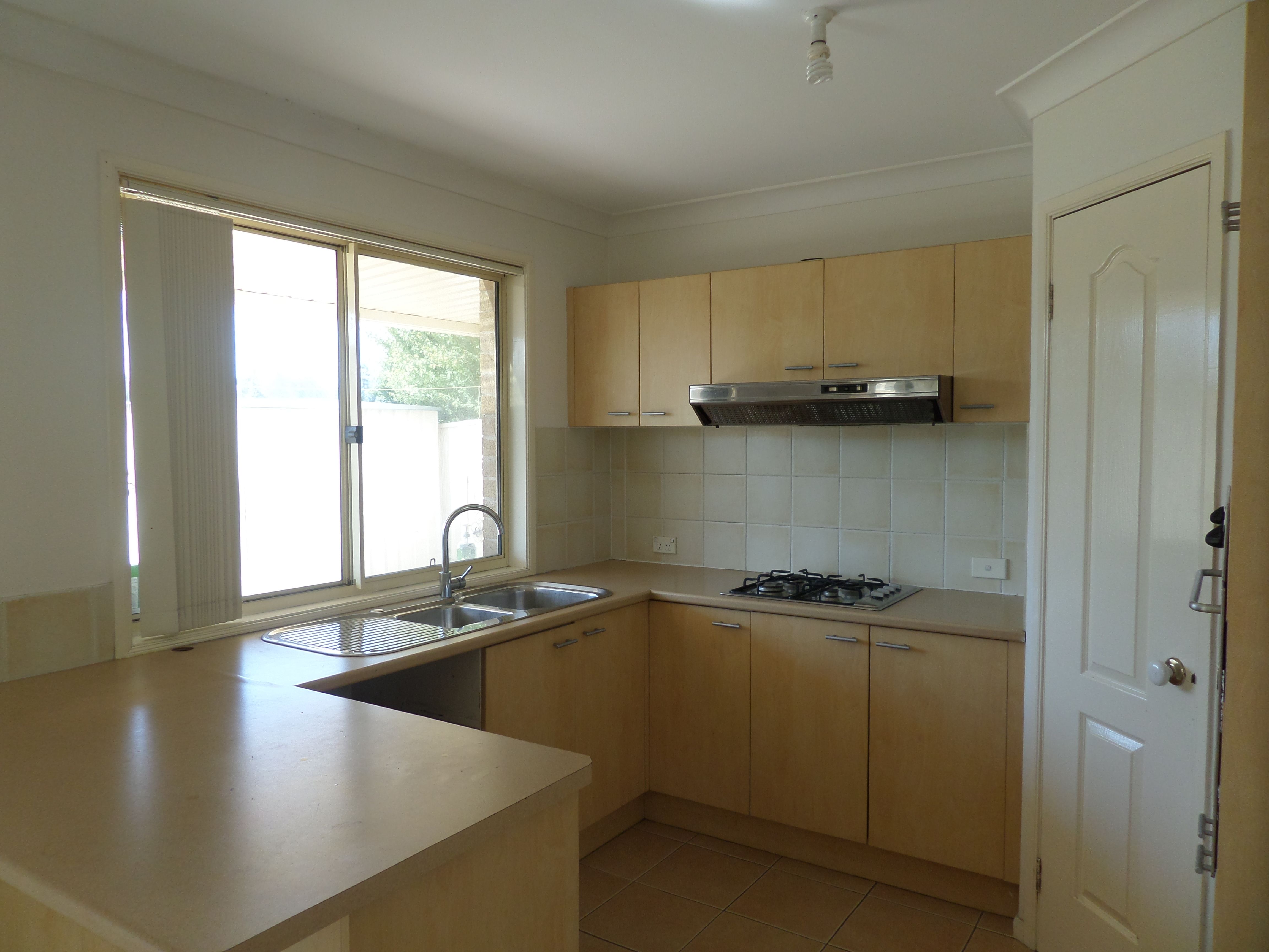 28 Ager Cottage Crescent, Blair Athol, NSW 2560