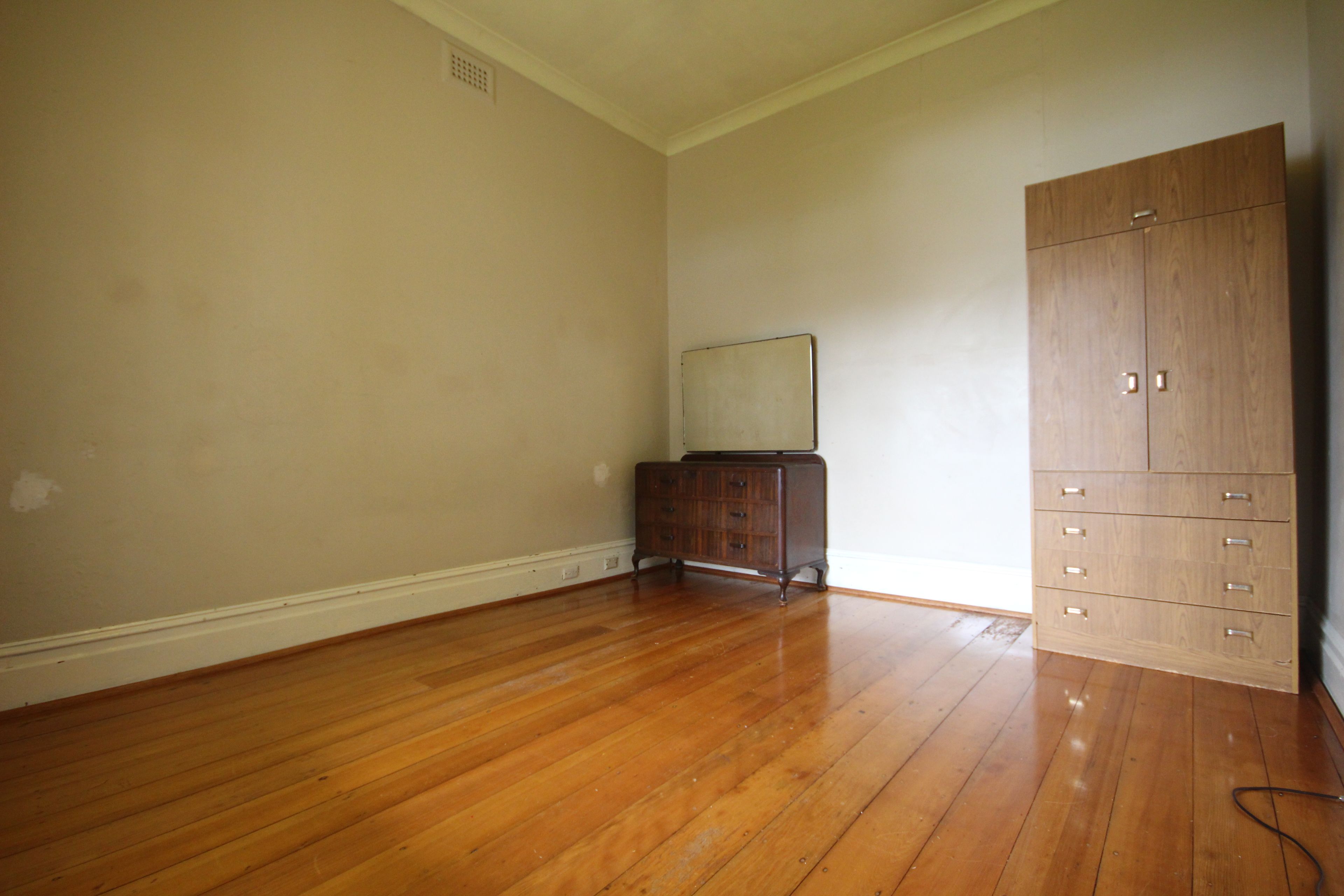 183 Broadmeadow Road, Broadmeadow, NSW 2292