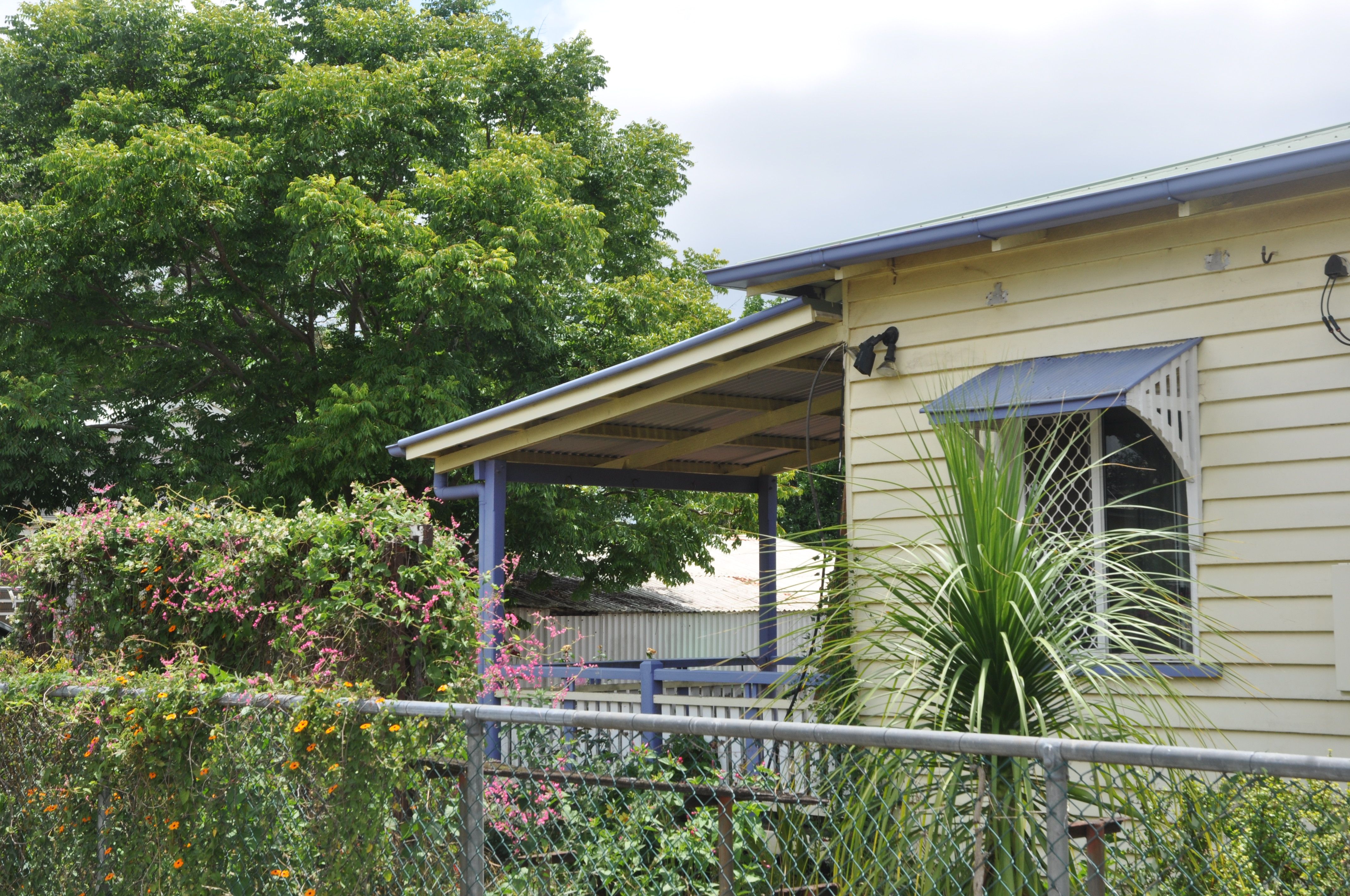 169 Campbell Street, Newtown, QLD 4350