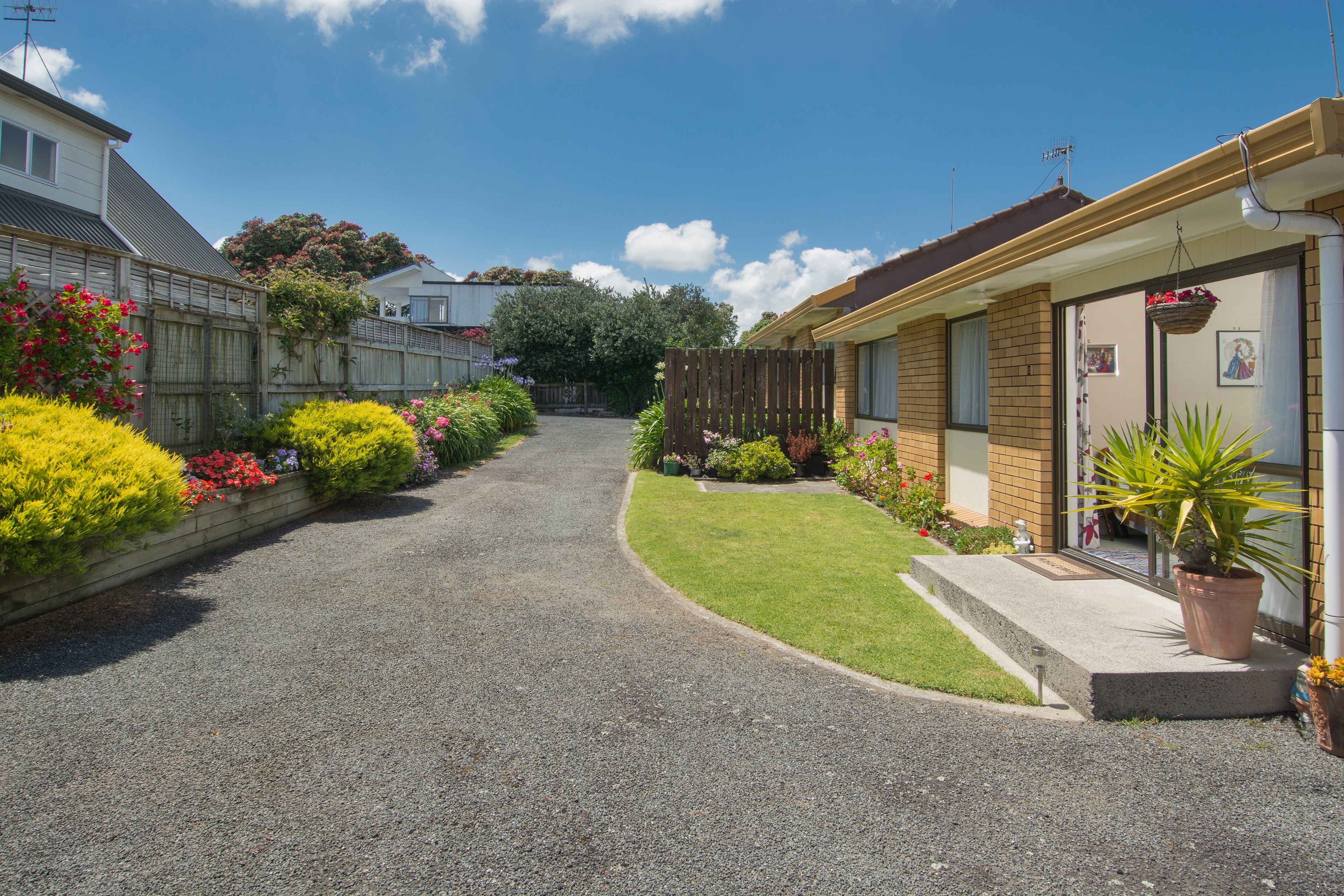 2/4 Fourteenth Avenue, Avenues, Tauranga City