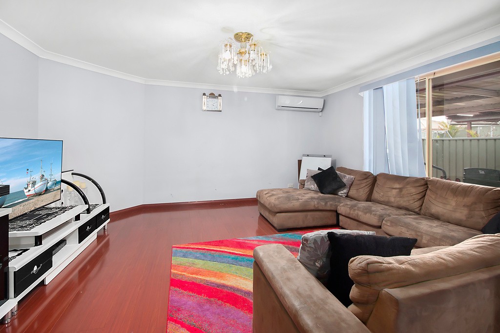 6 Delambre Place, Hinchinbrook, NSW 2168