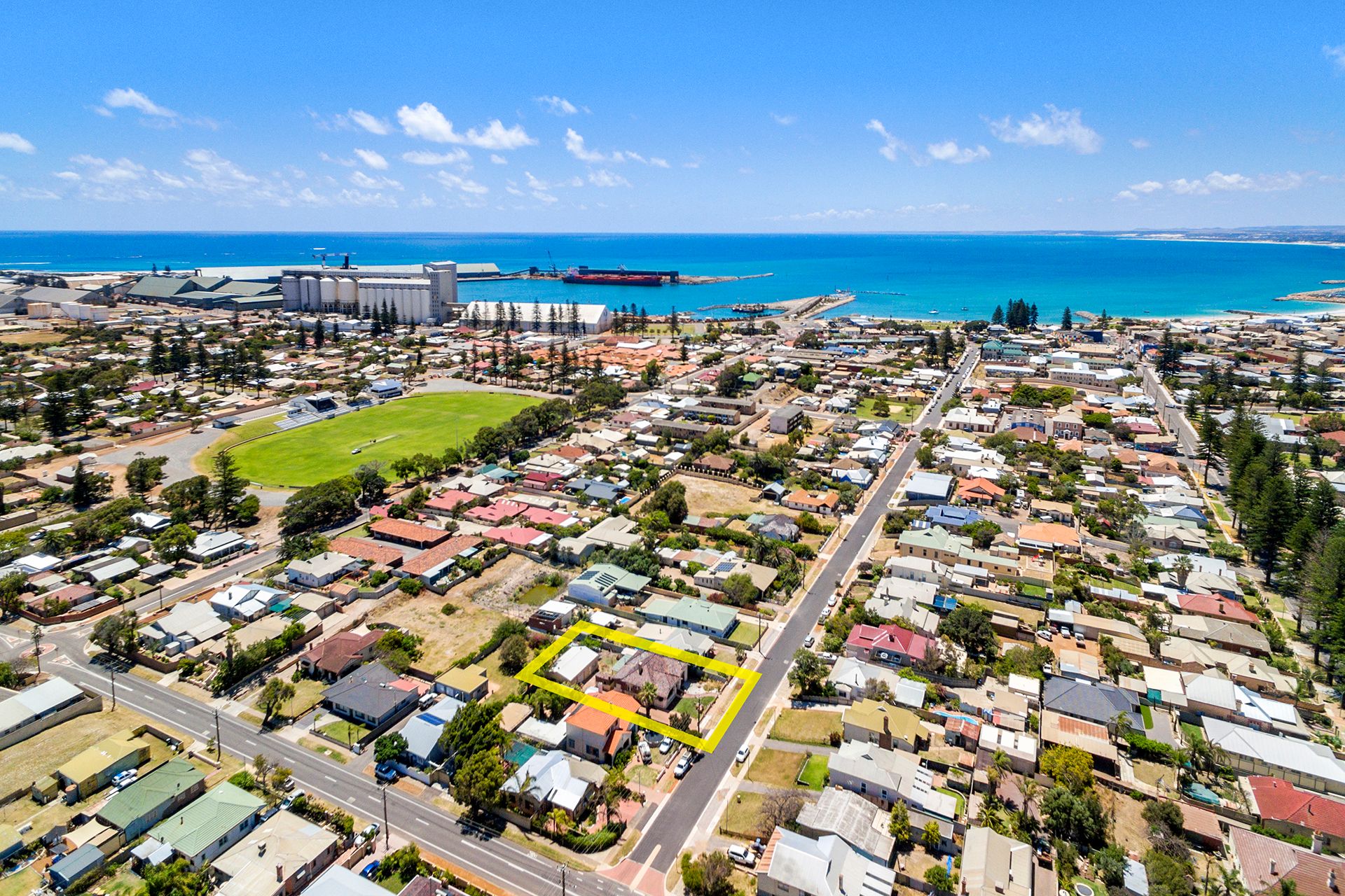 112 Gregory Street, Beachlands, WA 6530