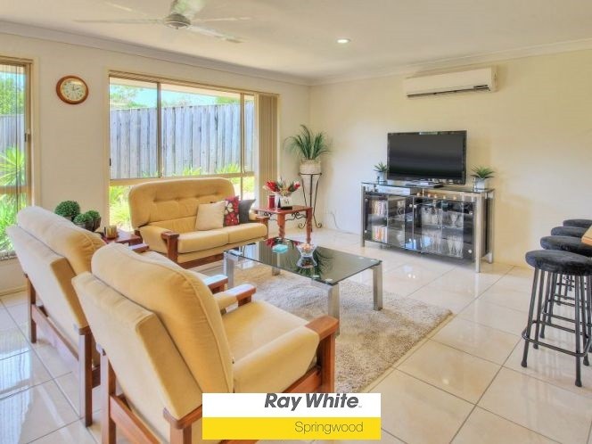 22 Housman Place, Calamvale, QLD 4116