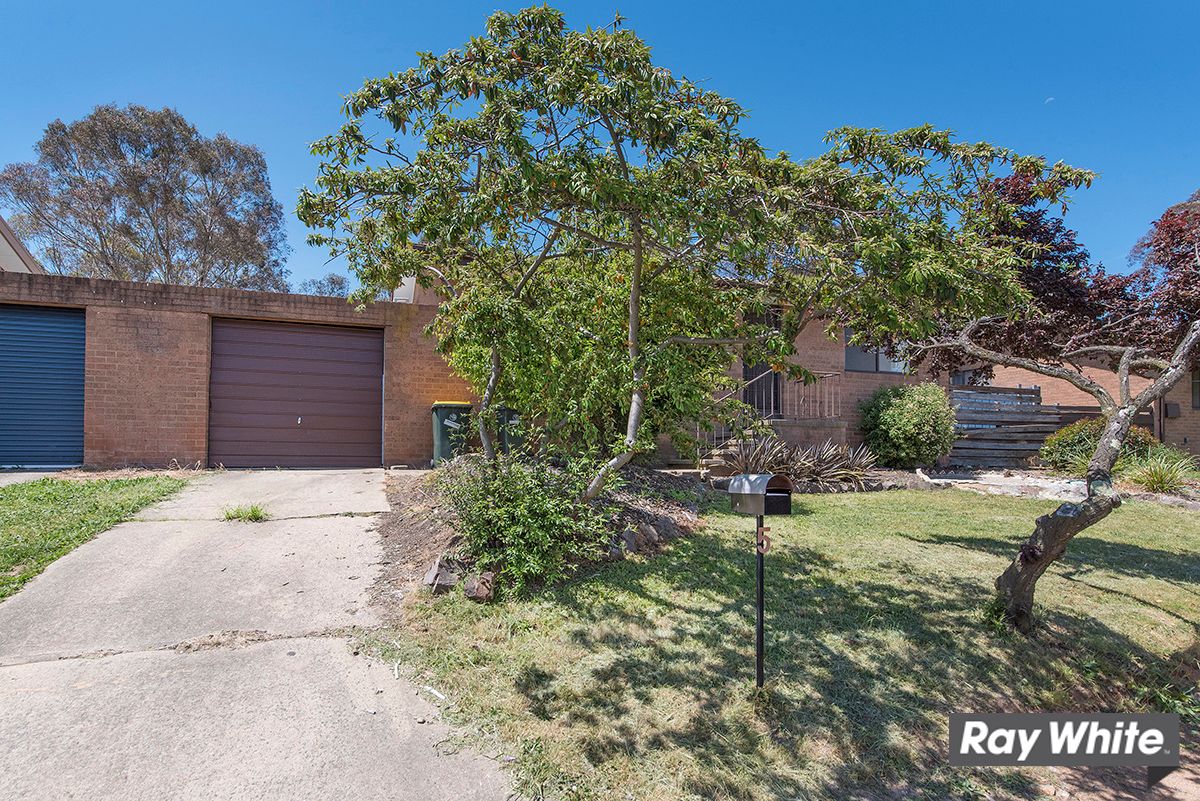 5 Schaffer Place, Charnwood, ACT 2615