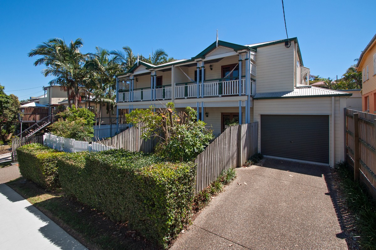 1/52 Longfellow Street, Norman Park, QLD 4170