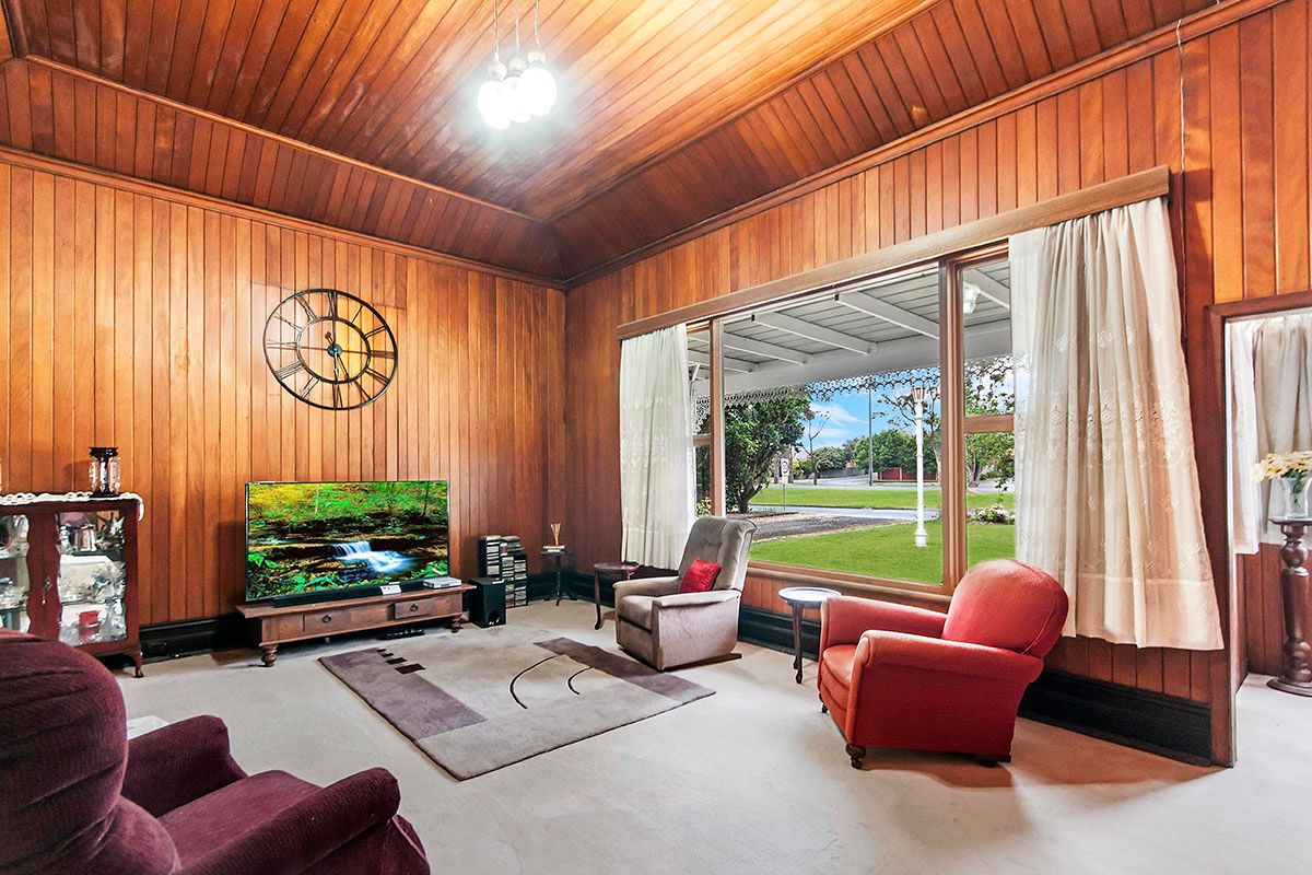 27 Mortlake Road, Warrnambool, VIC 3280