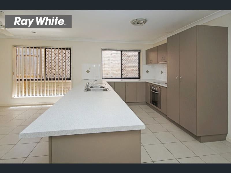 6 Vanessa Close, Richlands, QLD 4077