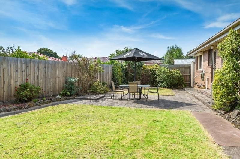 40 Banbury Street, Burwood East, VIC 3151