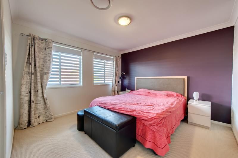 79 park edge Drive, Springfield Lakes, QLD 4300