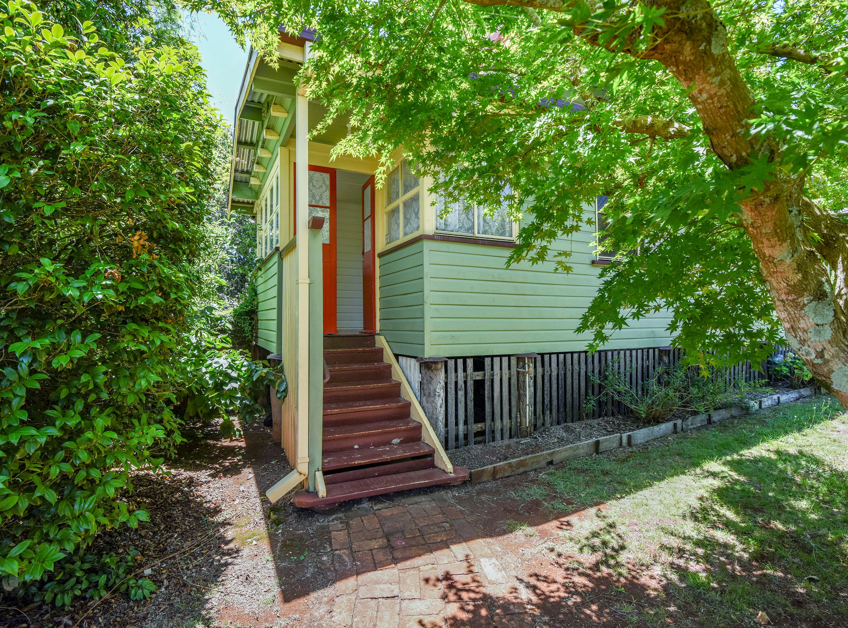 9 Boland Street, North Toowoomba QLD 4350