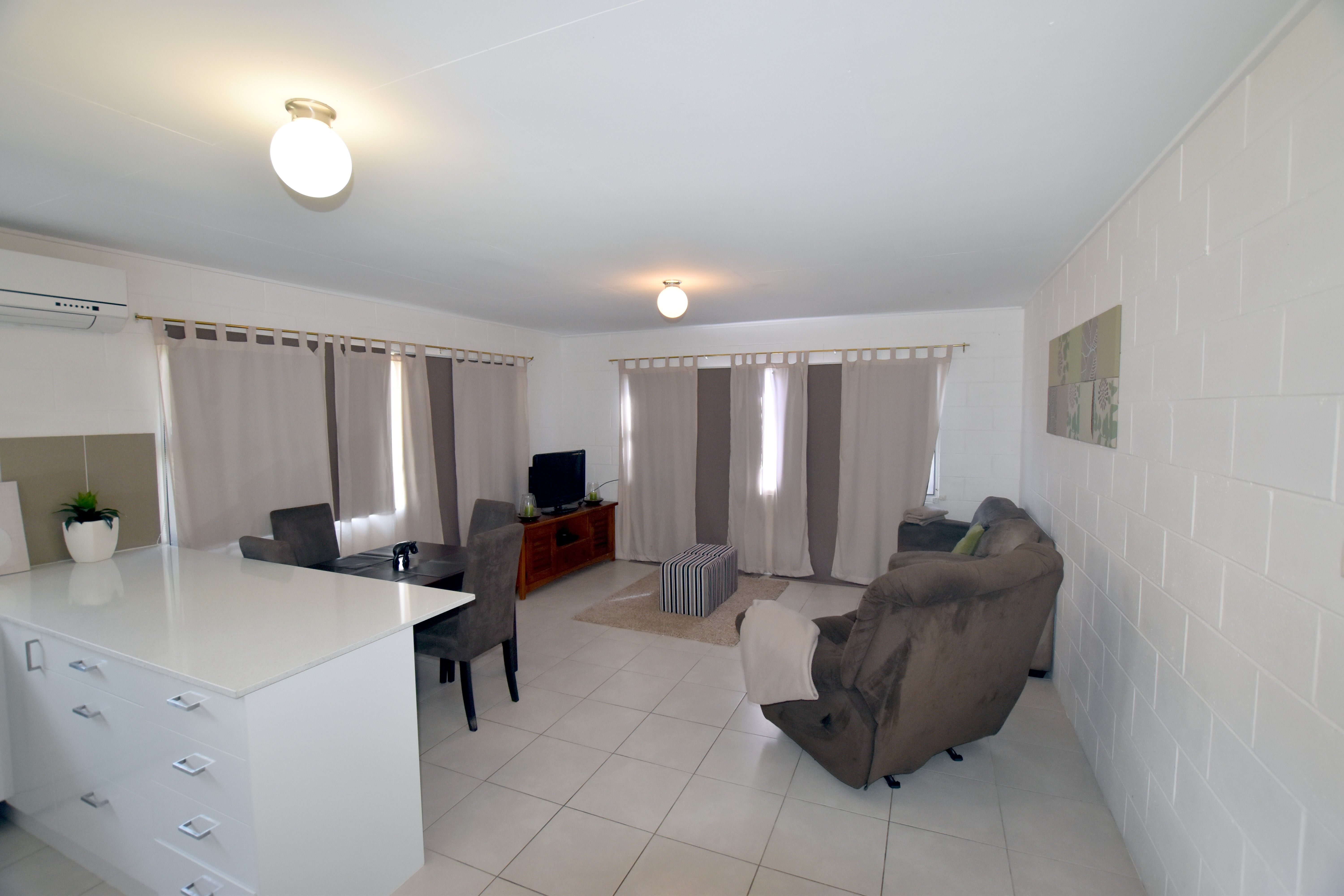 1/8 Byrne Street, West Gladstone, QLD 4680
