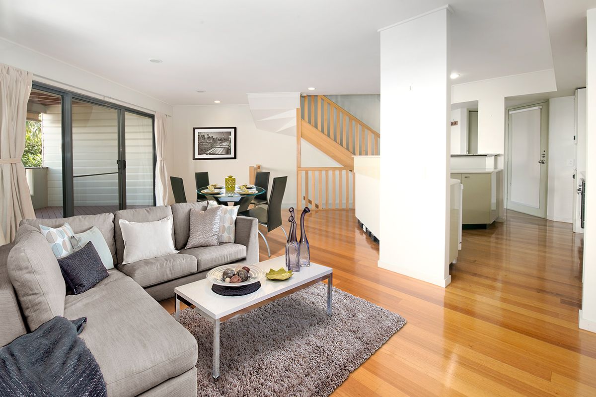 9 Rosecliffe Street, Highgate Hill QLD 4101