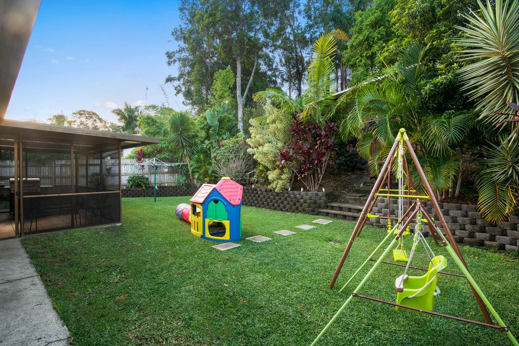 26 Aethalia Street, Currumbin Waters, QLD 4223