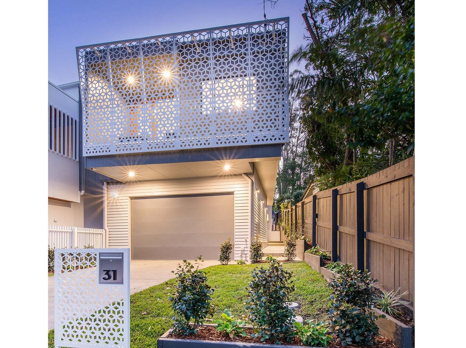31 Arc Street, Coorparoo, QLD 4151