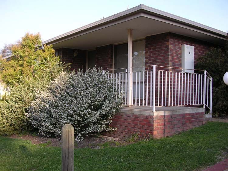 2/16-18 Bacchus Road, Mount Clear, VIC 3350