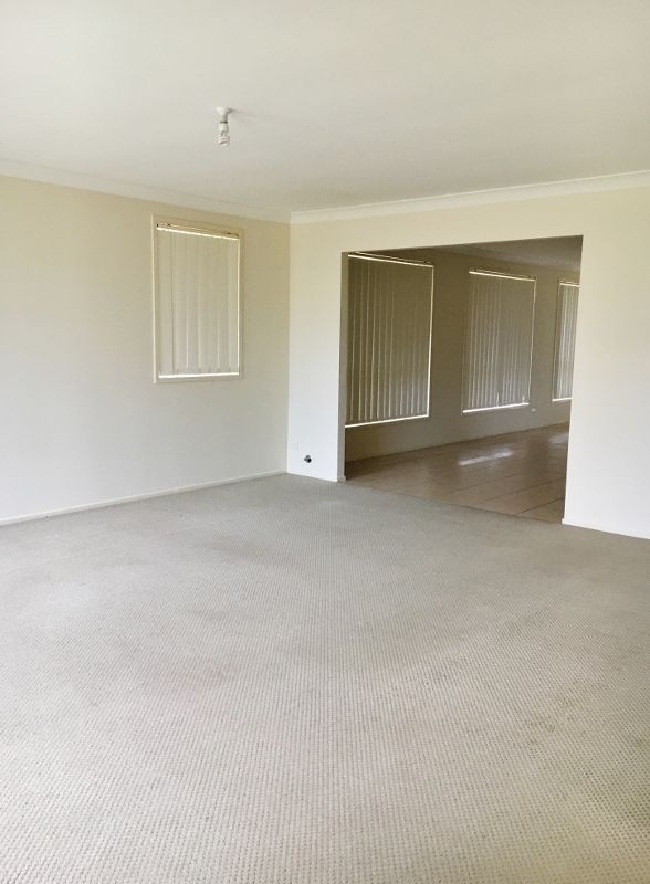 13a Greenhaven Circuit, Woongarrah, NSW 2259