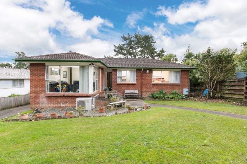 55 Neal Avenue, Glenfield, North Shore City