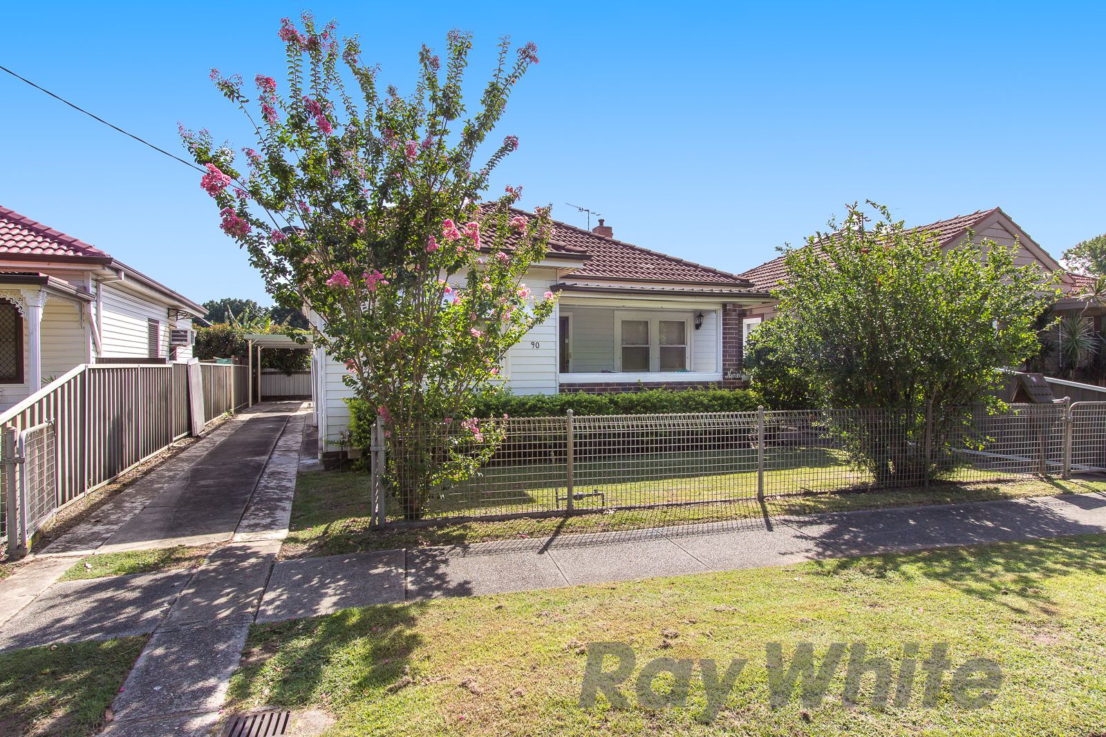 90 Upfold Street, Mayfield, NSW 2304
