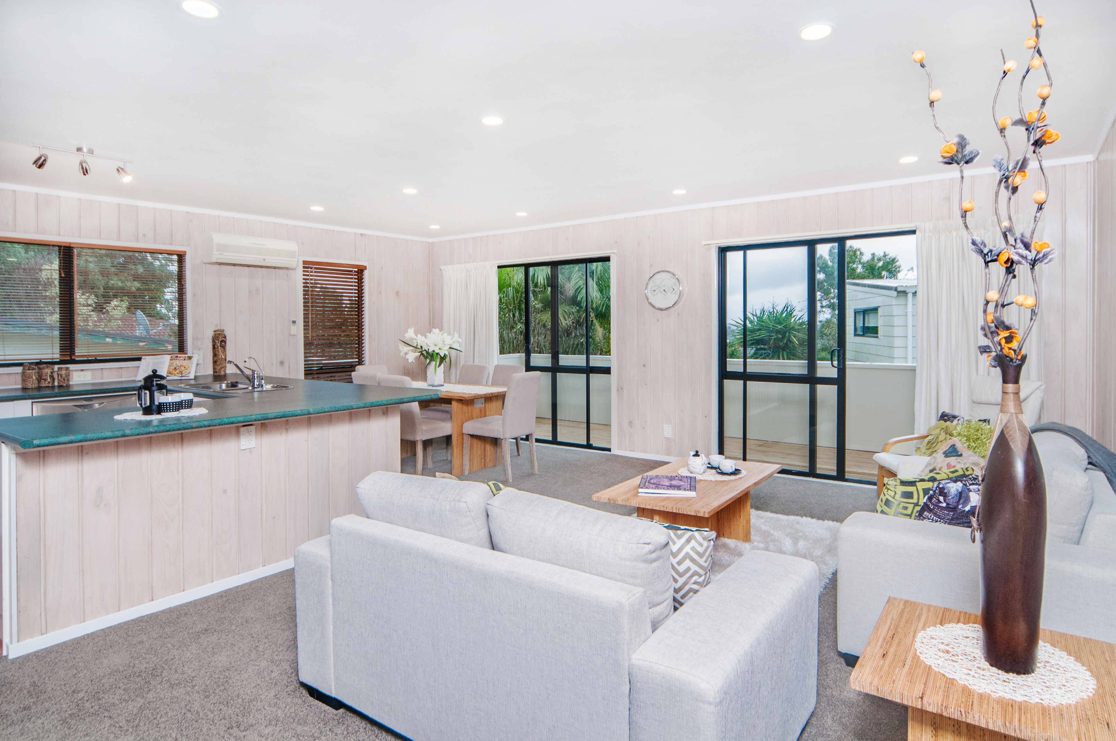2/12 Bain Place, Bucklands Beach, Manukau City
