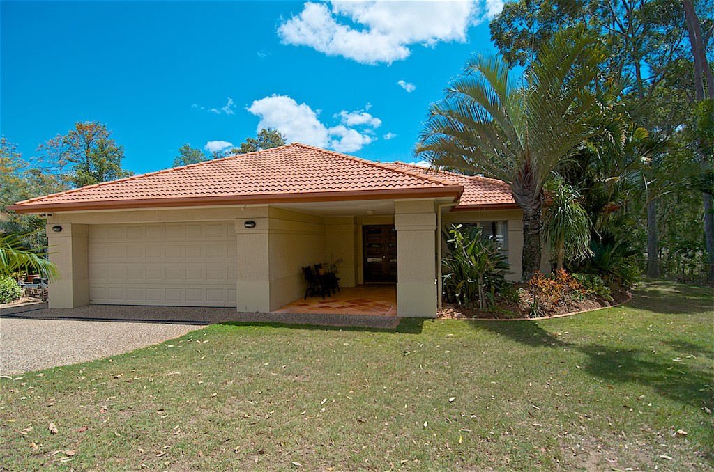 16 Waterwood Court, Arundel, QLD 4214