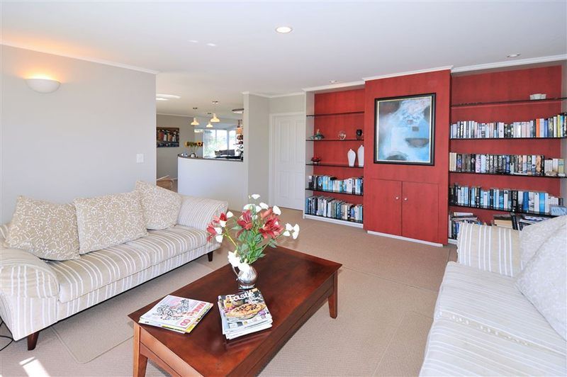 7A Folkestone Street, Murrays Bay, North Shore City