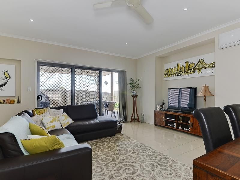 16 Rolland Parade, Warner, QLD 4500
