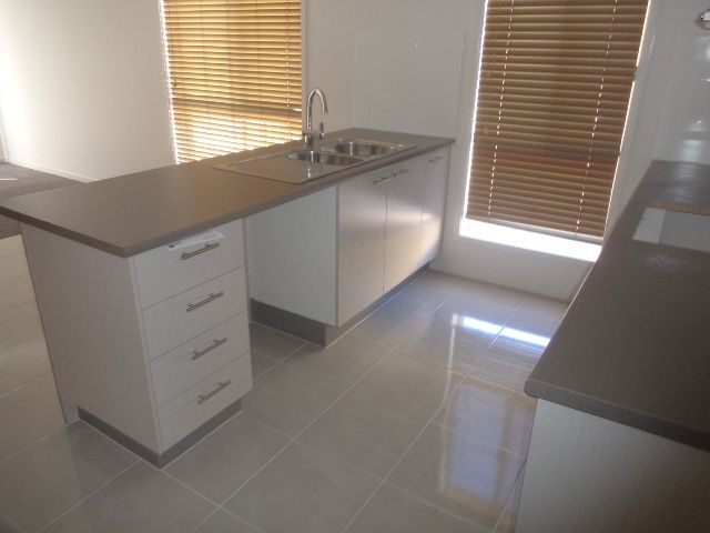 8 Kalamata Court, Munno Para West, SA 5115