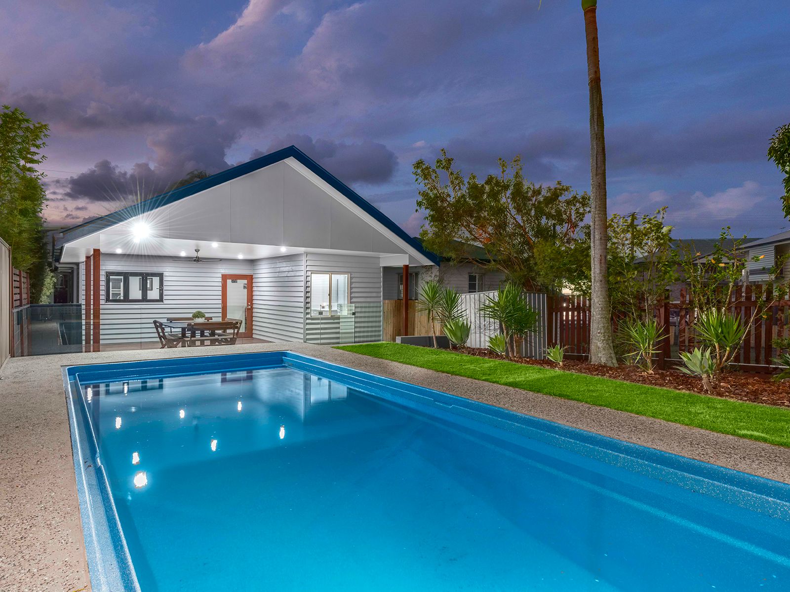 4 White Street, Everton Park, QLD 4053