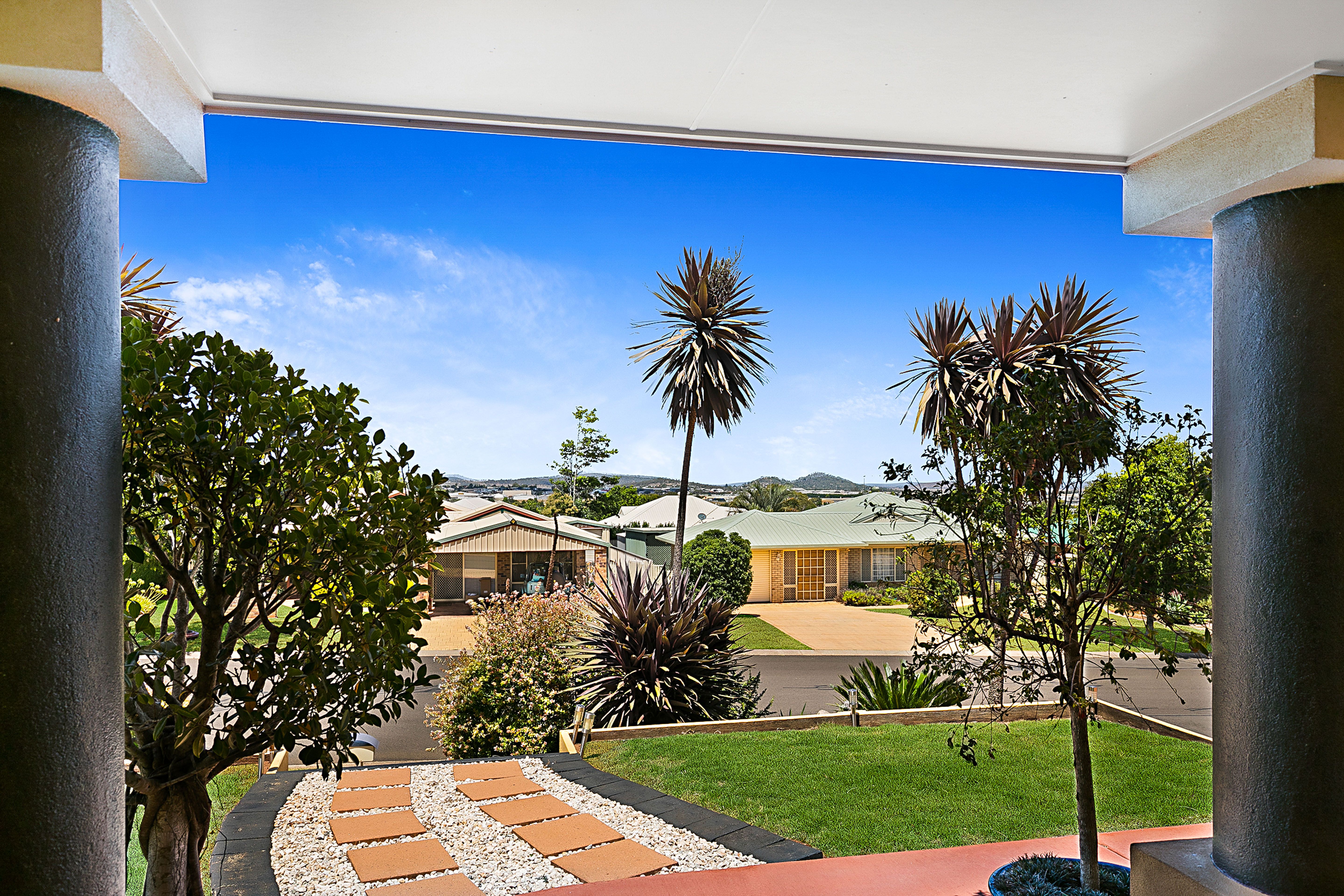 25 Catalina Drive, Wilsonton, QLD 4350