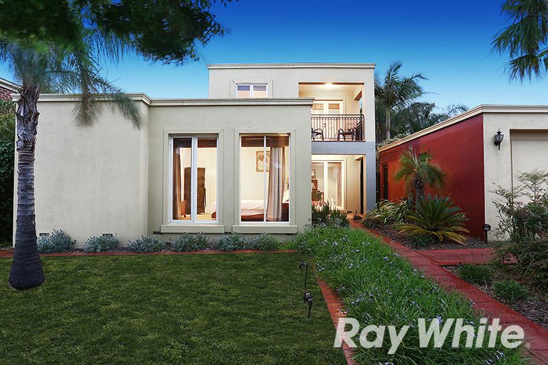 26 Fernhill Drive, Dingley Village, VIC 3172
