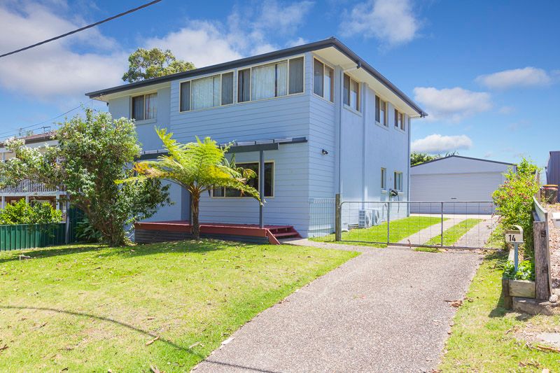 14 Bronte Crescent, Sunshine Bay, NSW 2536