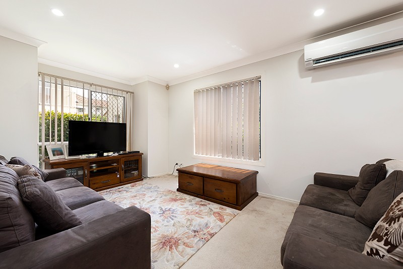 1/12 Mahina Place, Wishart, QLD 4122