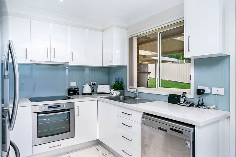 10 Murray Close, Albion Park, NSW 2527