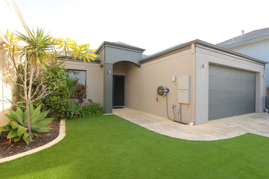 16 Surrey Road, Rivervale, WA 6103