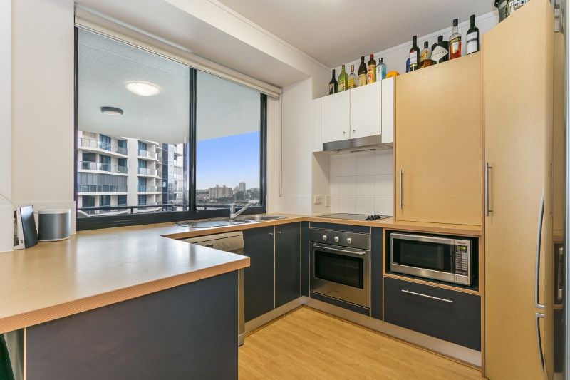 52/15 Goodwin Street, Kangaroo Point, QLD 4169
