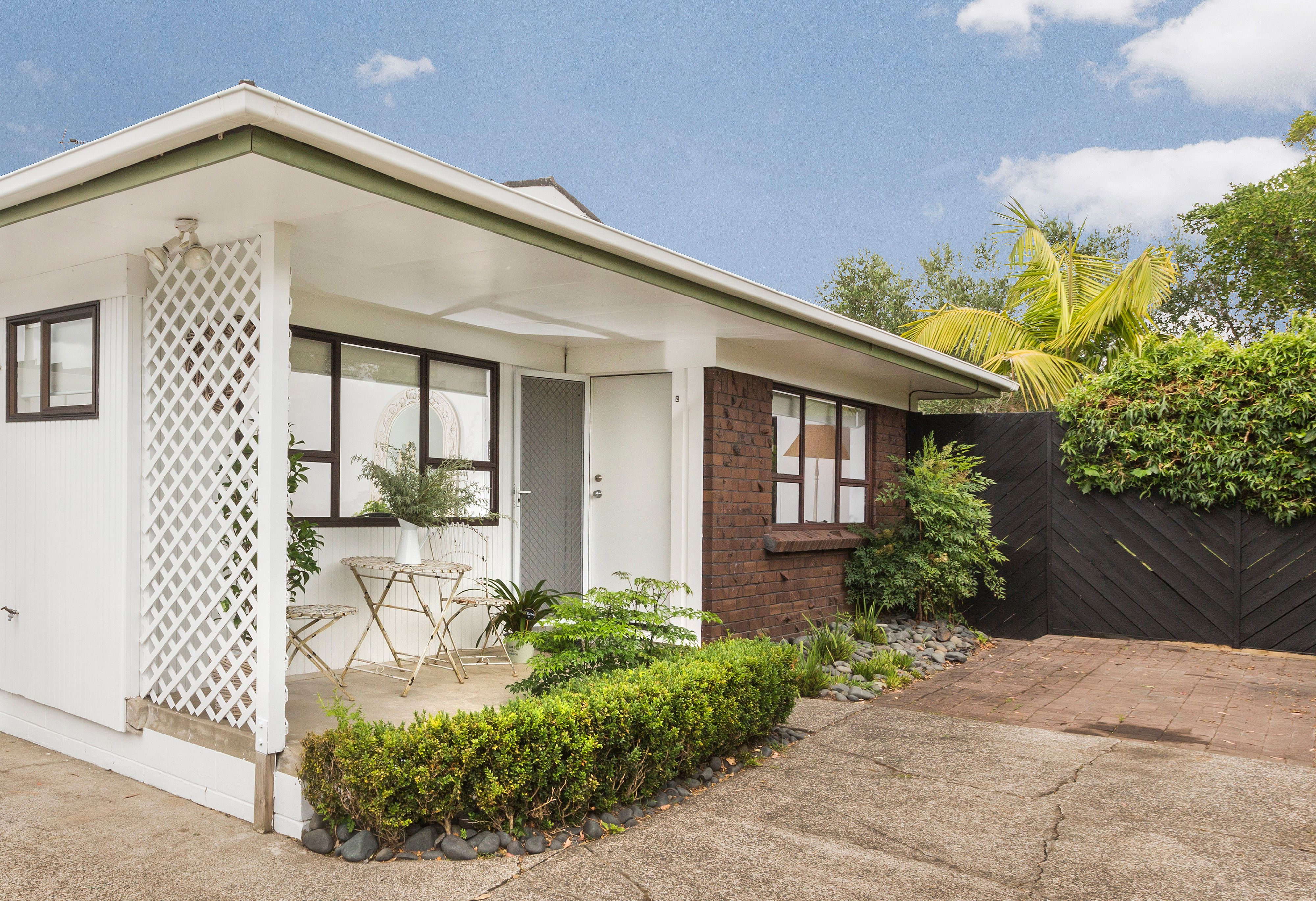 2/21 Liam Place, Half Moon Bay, Manukau City