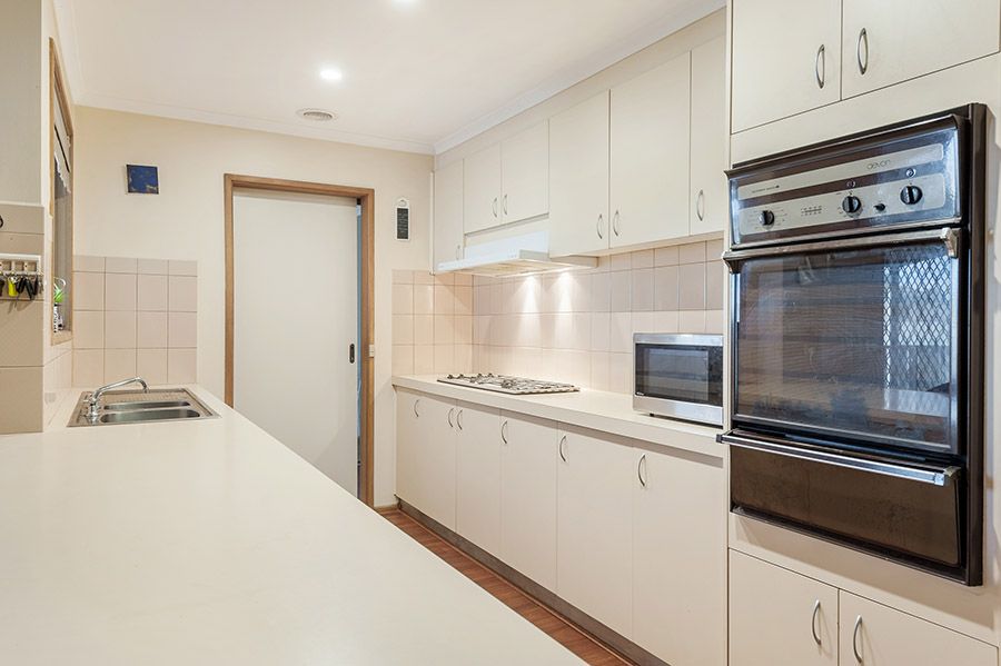 16 Longtown Court, Craigieburn, VIC 3064