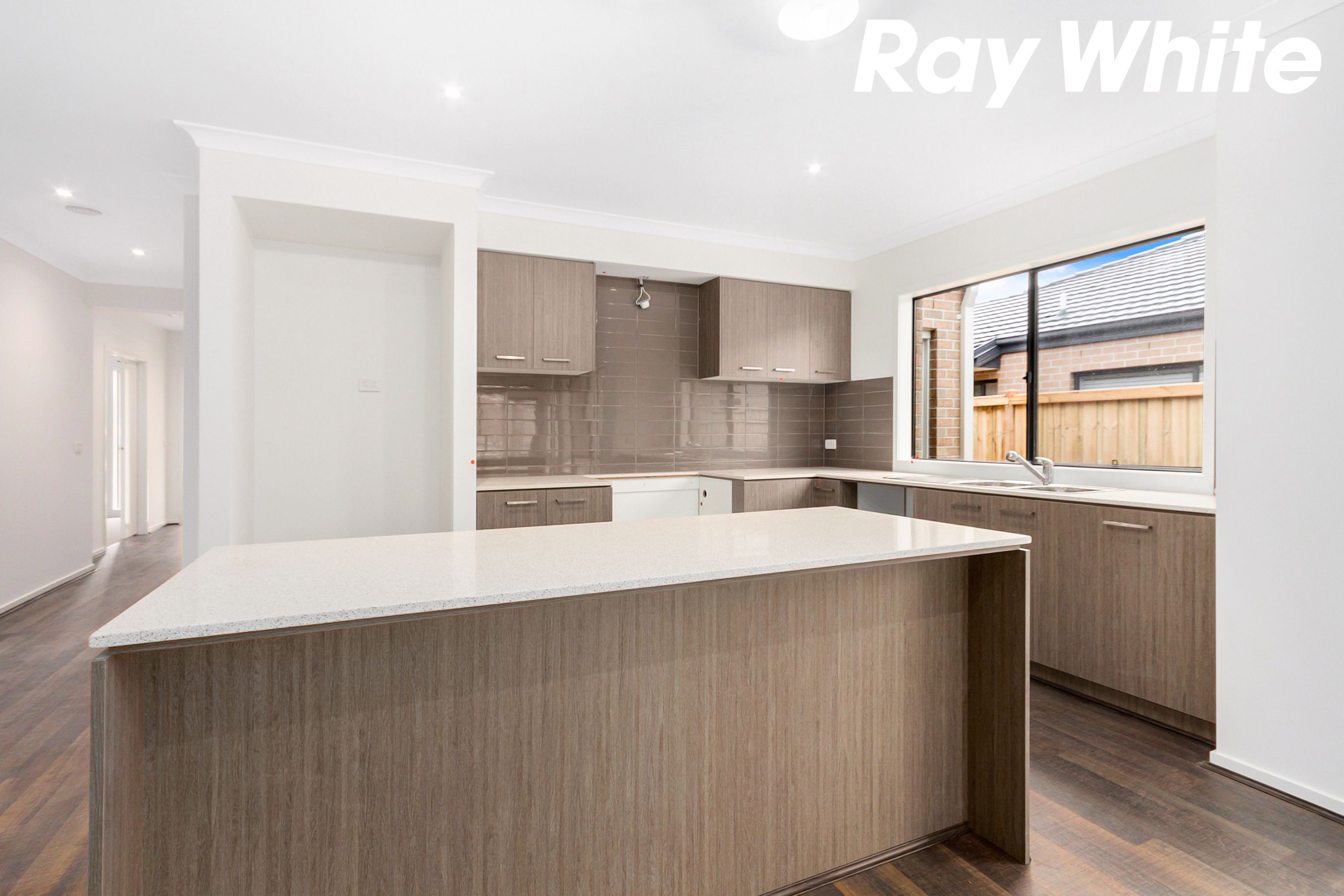 145 Mountainview Boulevard, Cranbourne North, VIC 3977