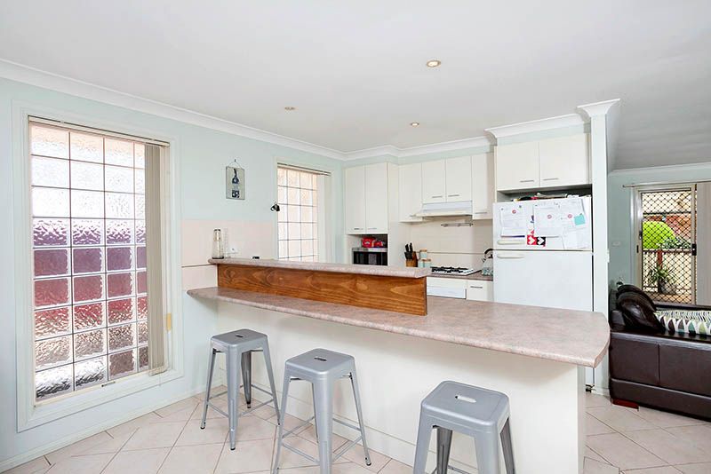 2/115 Terry Street, Albion Park, NSW 2527