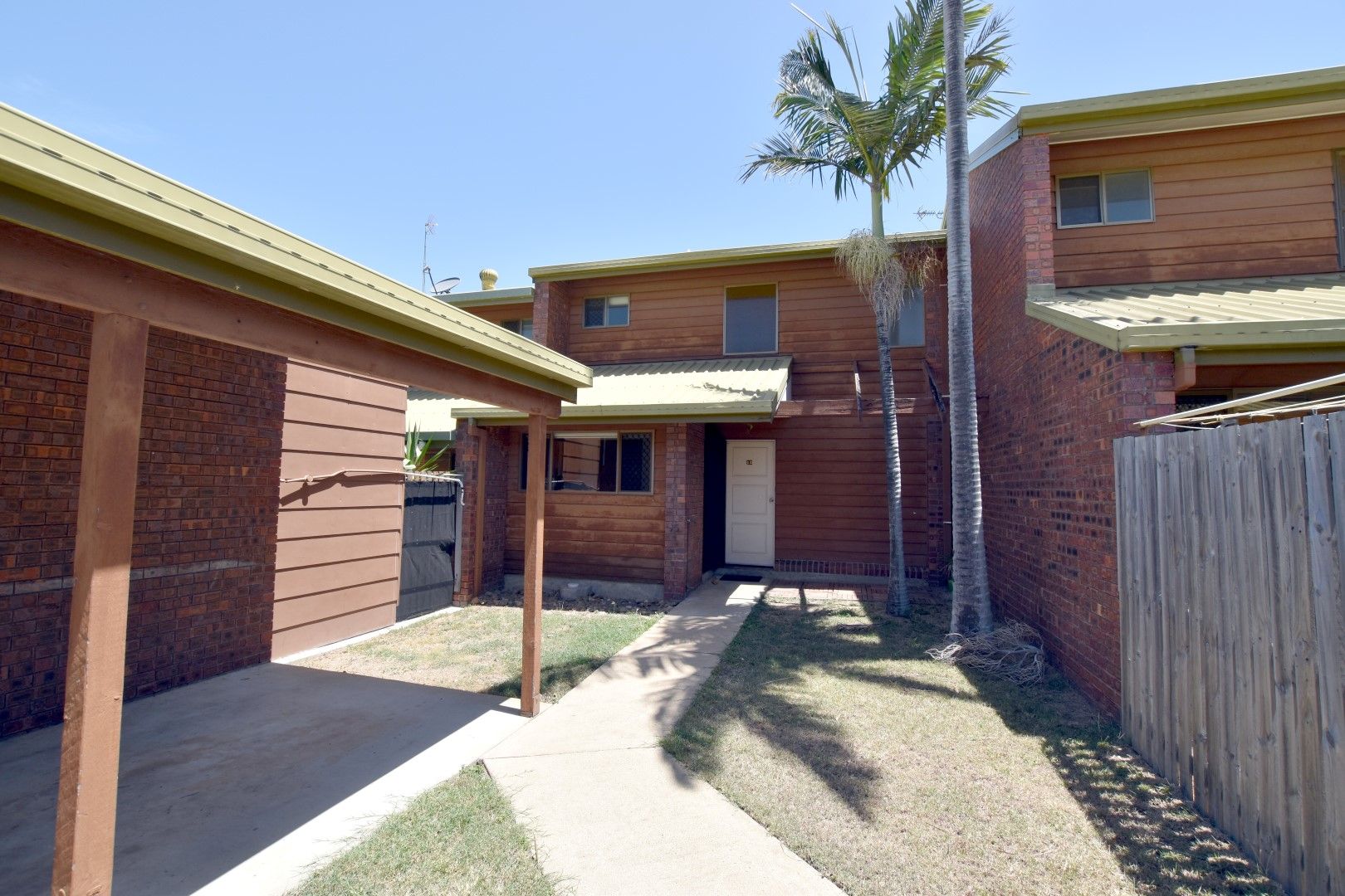 12/15 Roberts Street, South Gladstone, QLD 4680