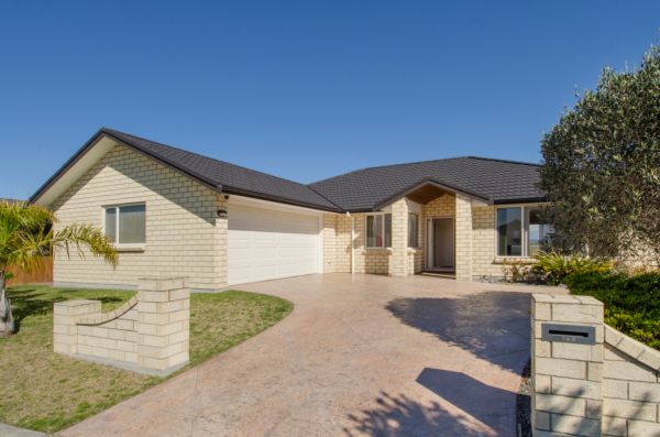 146 Wairakei Avenue, Papamoa, Tauranga City 3187 Leased House Ray