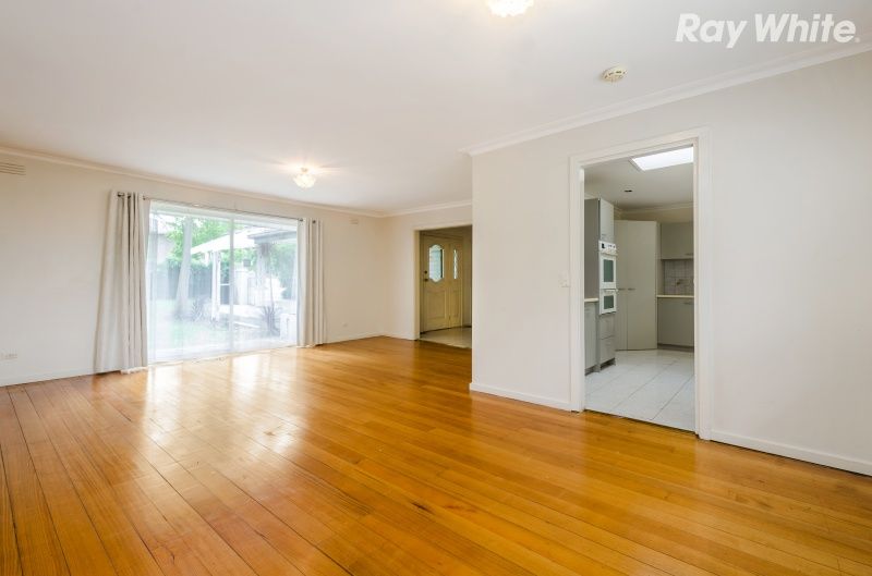 75 Gateshead Drive, Wantirna South, VIC 3152