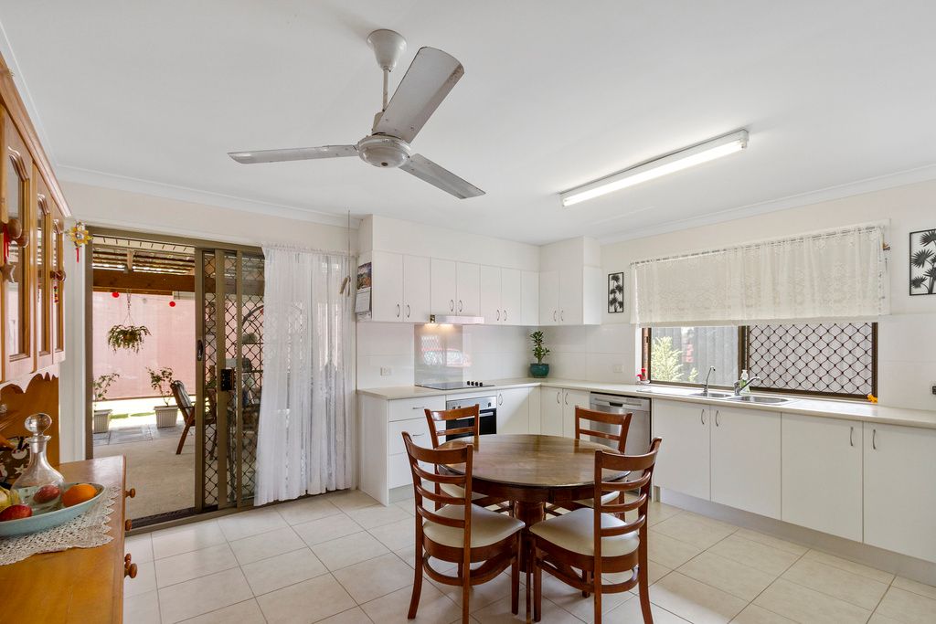 20 Burrendong Road, Coombabah, QLD 4216