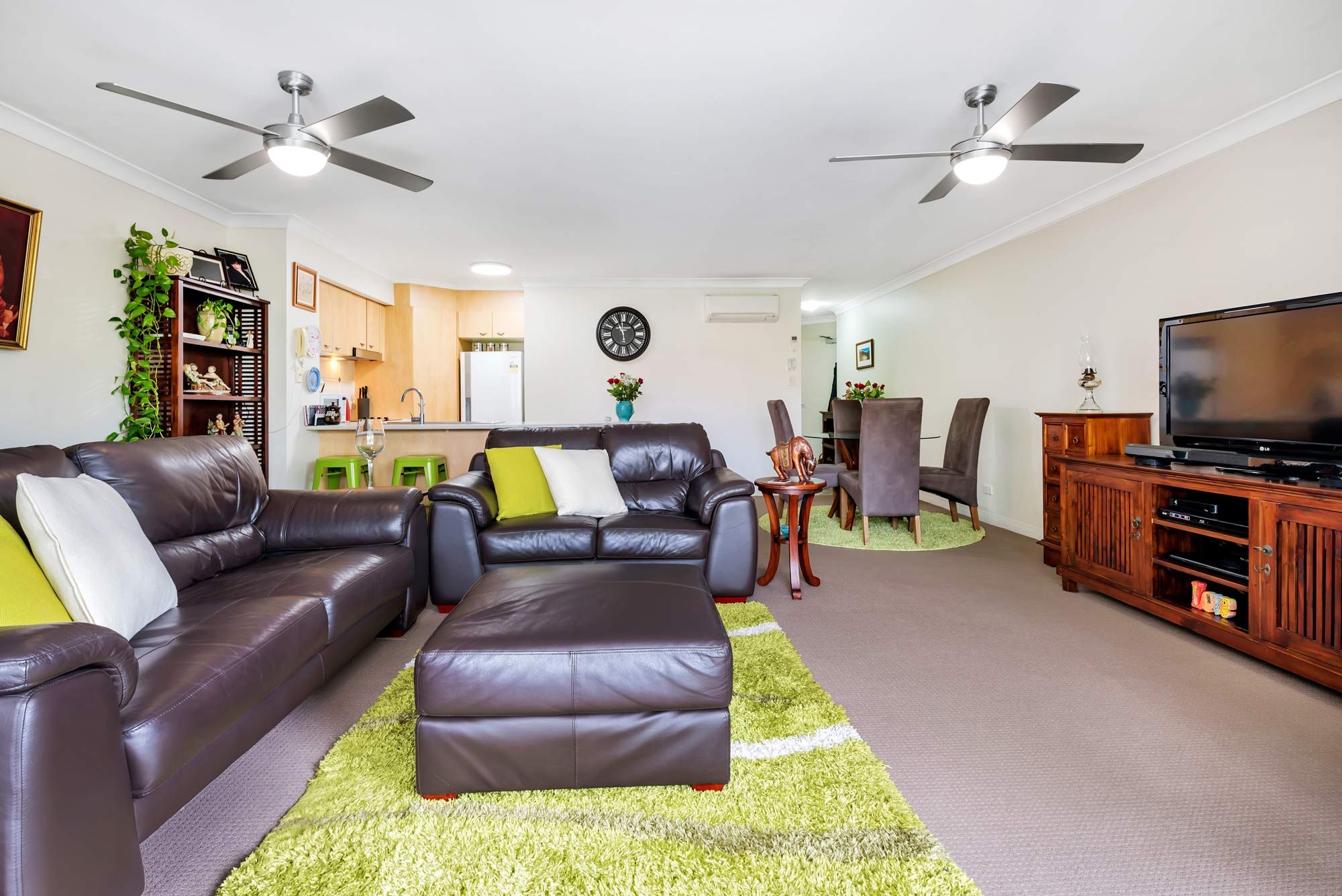 220/392 Marine Parade, Labrador, QLD 4215
